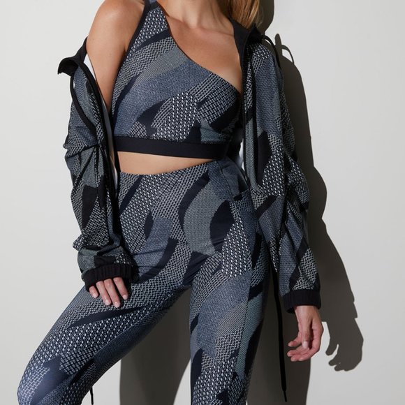 Natori One Shoulder Crop Sports Bra XS, S, M, L - Picture 2 of 2